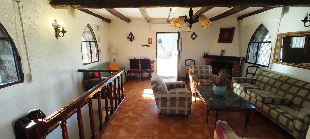 Hostal Isla Del Burguillo Ávila Exterior foto
